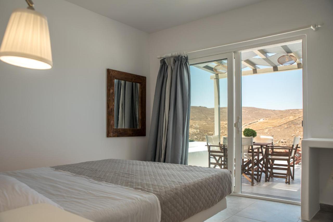 Miramare Suites Mykonos Merchia Beach Екстериор снимка